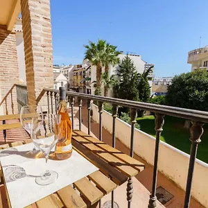 https://malagasuite-torremolinos-lovely-comfy.hotelsinnerja.org